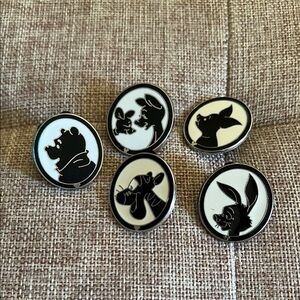 Disney Trading Pins - Pooh Bear